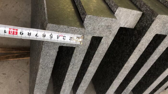 G 684 basalt zwembadrand - Afbeelding 5